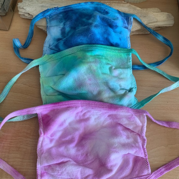 NWT blue/ pink/ green tie dye mask bundle - Picture 3 of 7